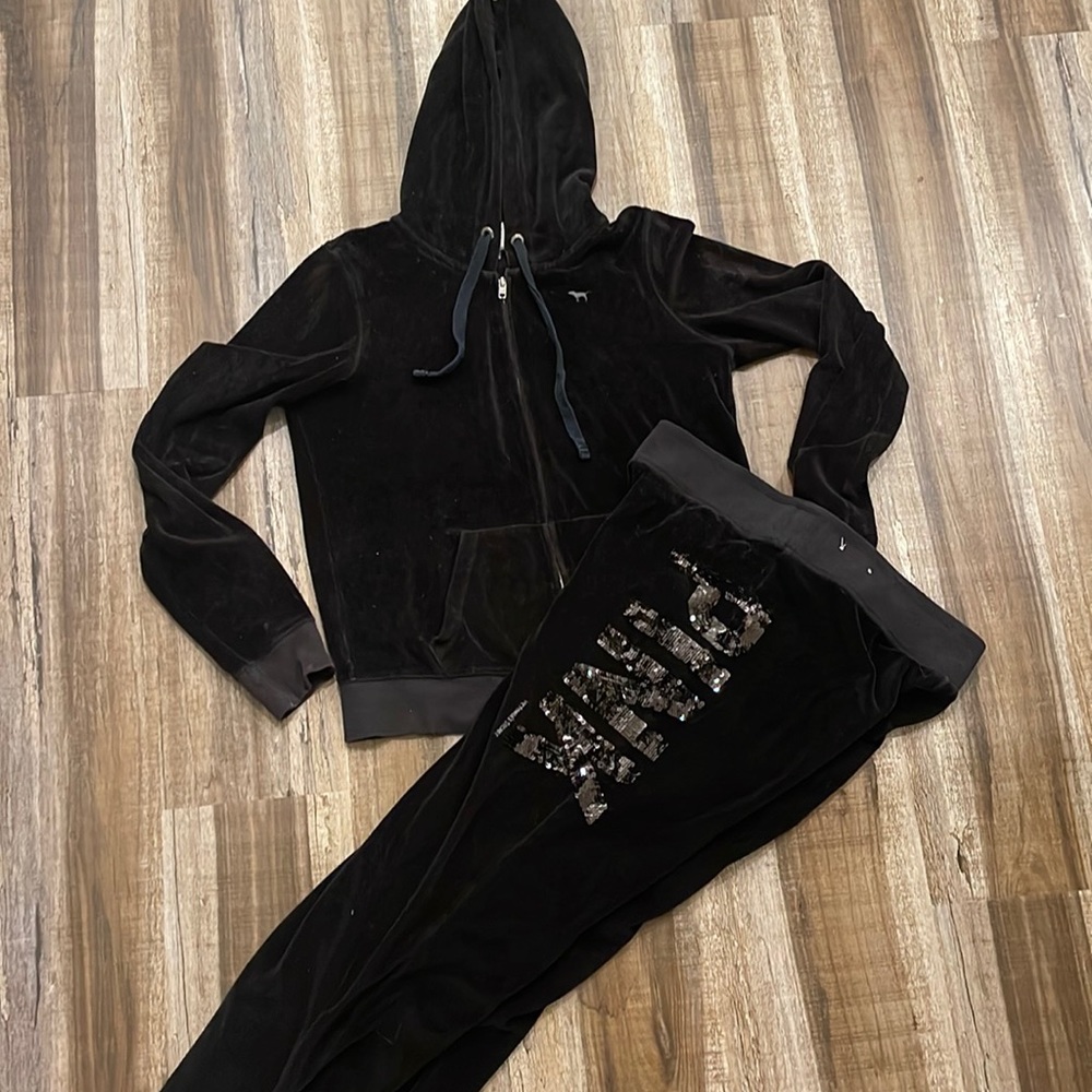 Velvet Black Vintage Pink Matching set